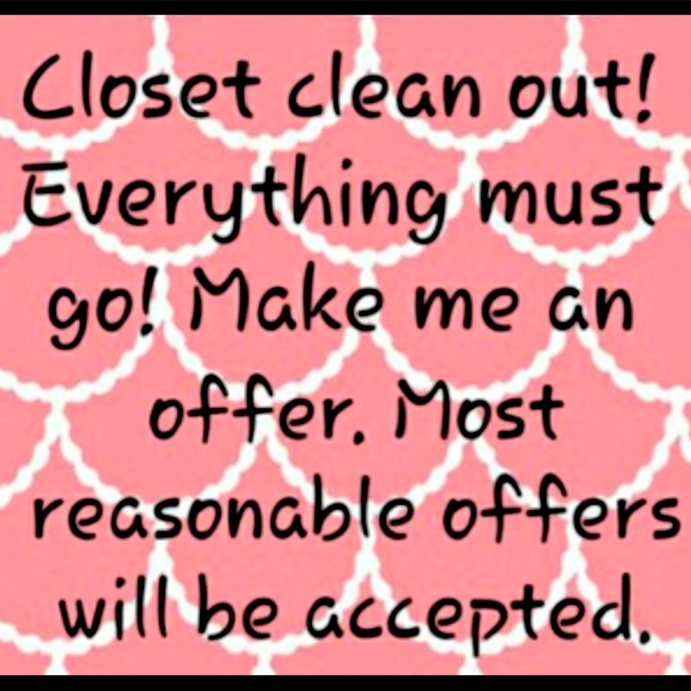 Need to clean out my closet ✨